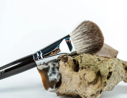 Макіяж в стилі Шанель