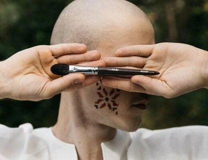 Дбайливе очищення кісточок