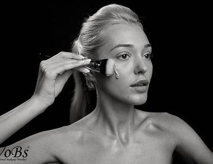 кисть для тону